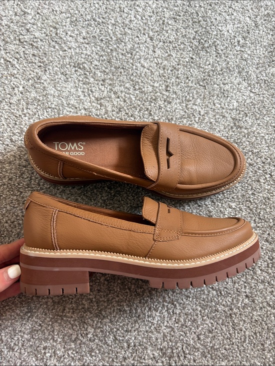 Toms Shoes - TOMS Cara Loafers Women’s Size 8